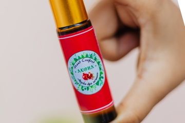 leela lip serum